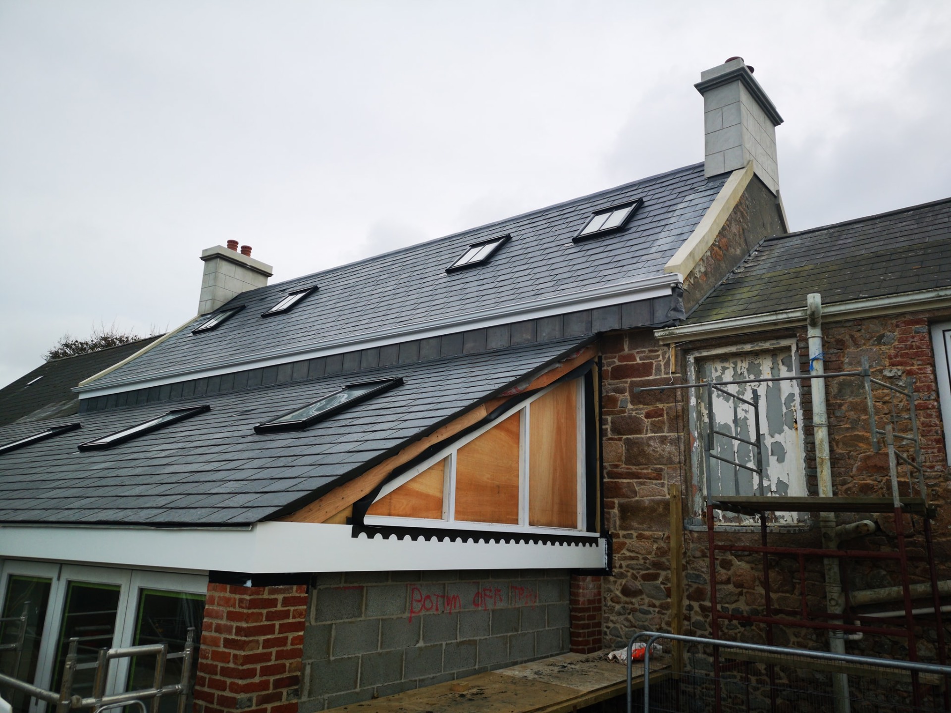 Natural slate roof on a traditional Jersey property